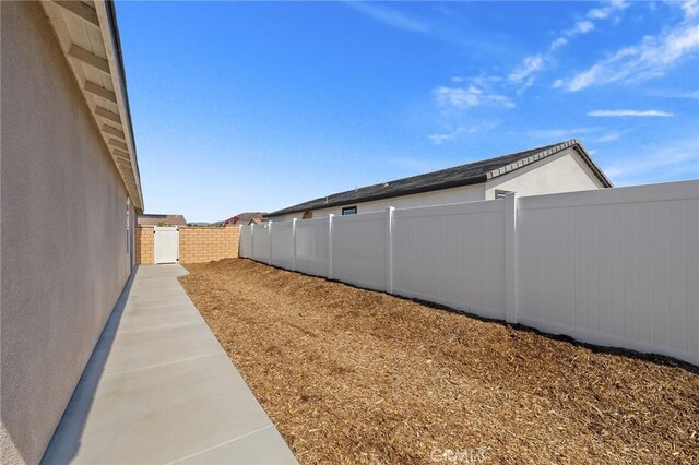 1943 Auger Pl, Hemet, CA 92545 - view of yard