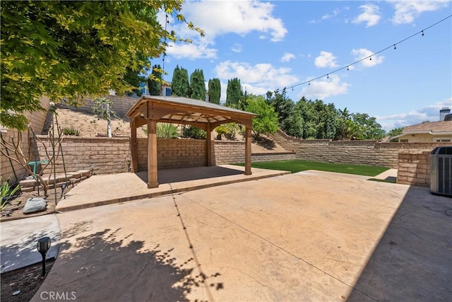21643 Masterson Ct, Saugus, CA 91350 - fenced backyard with a gazebo and a patio area