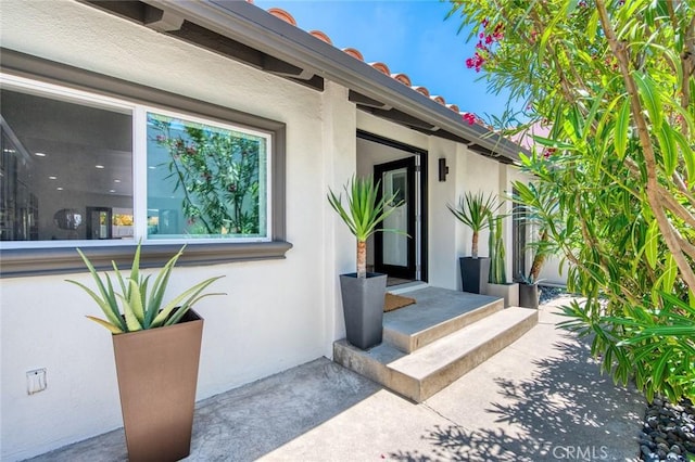 2008 Baja, Newport Beach, CA 92660 - property entrance with stucco siding