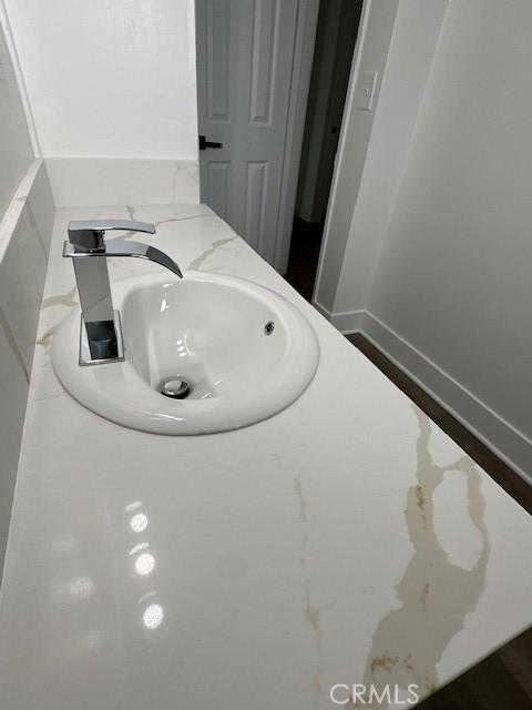 211-215 E California Ave, Ridgecrest, CA 93555 - bathroom featuring vanity