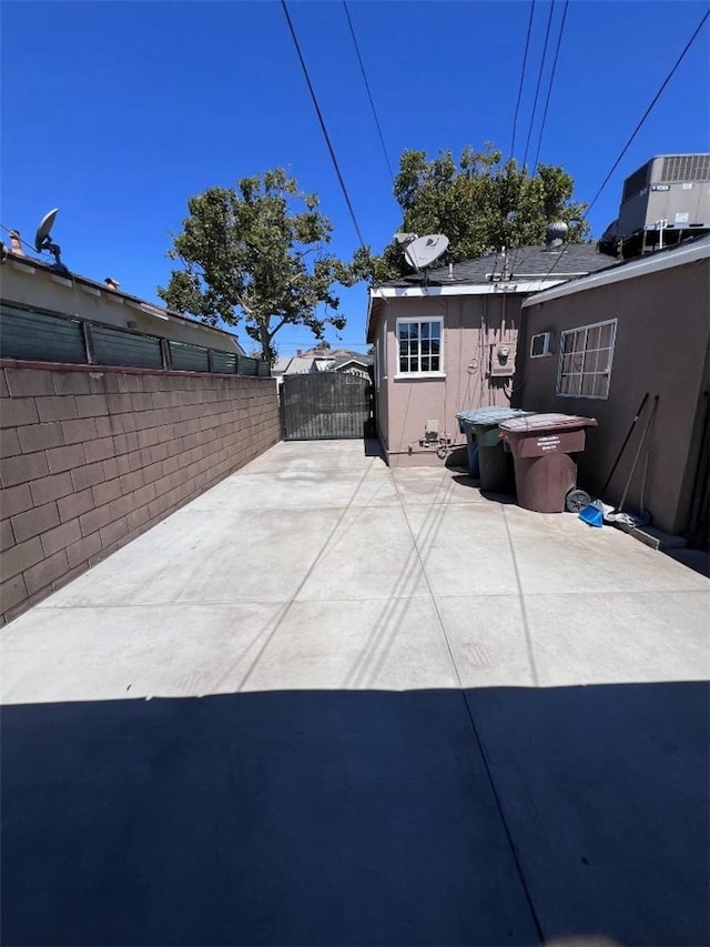 4552 Shasta Pl, El Monte, CA 91731 - view of patio / terrace