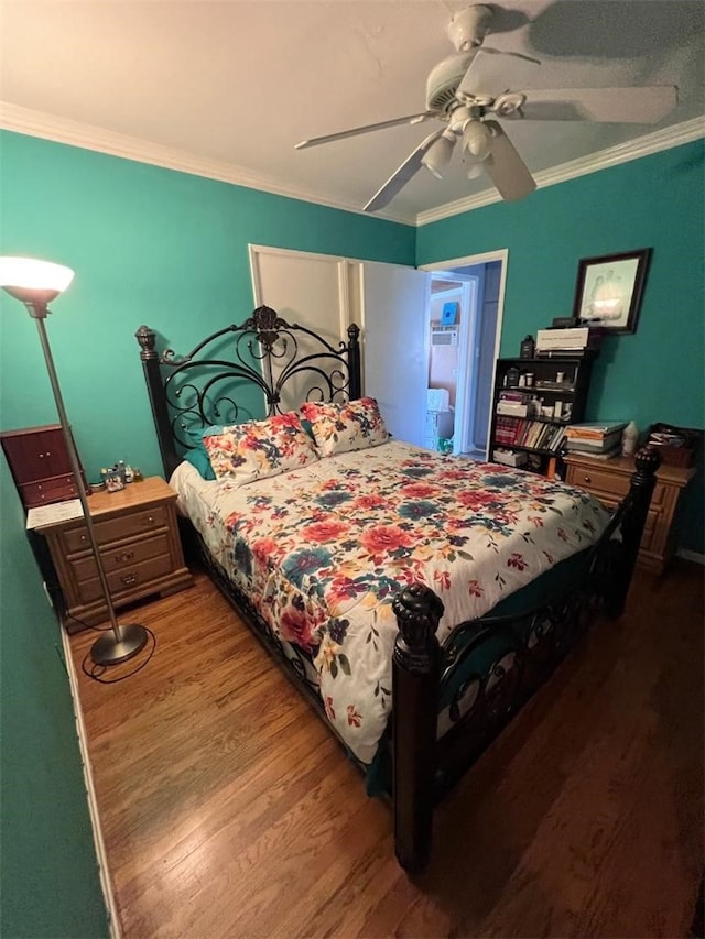 4552 Shasta Pl, El Monte, CA 91731 - bedroom with wood finished floors, crown molding, and ceiling fan