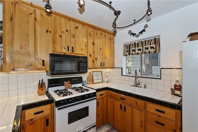 169 Imperial, Sugarloaf, CA 92386 - photo 18