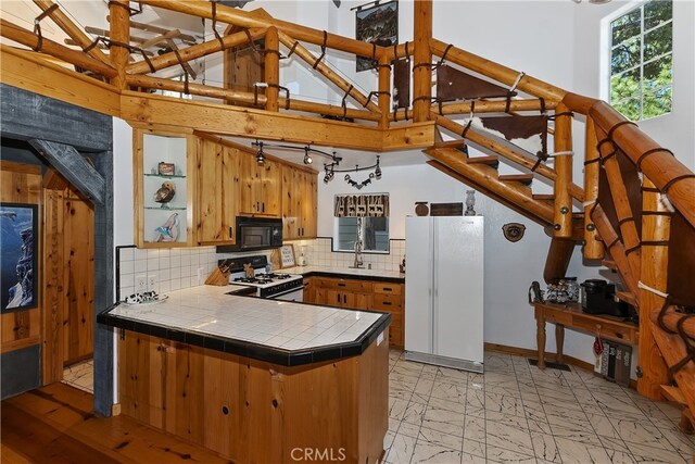 169 Imperial, Sugarloaf, CA 92386 - photo 16