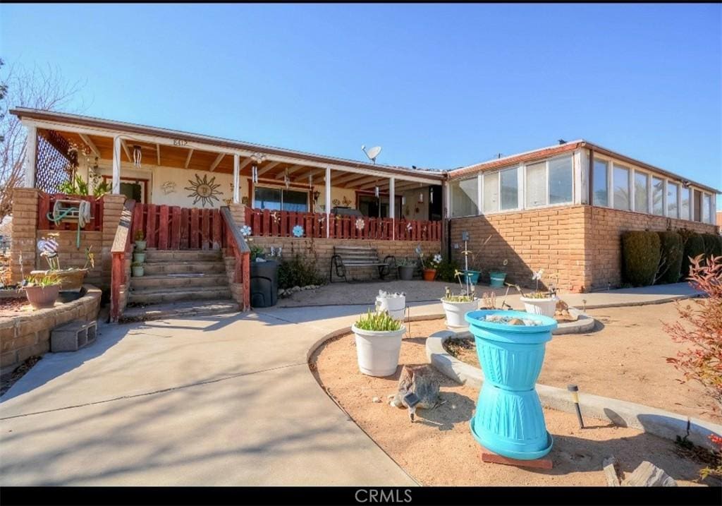8412 Glendale Ave, Hesperia, CA 92345 - photo 1