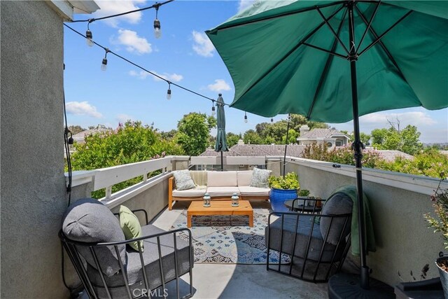 23957 Arroyo Park Dr Unit 146, Valencia, CA 91355 - patio / terrace featuring outdoor lounge area