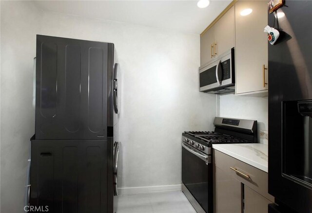 674 Estelle Ave, Glendale, CA 91202 - photo 15