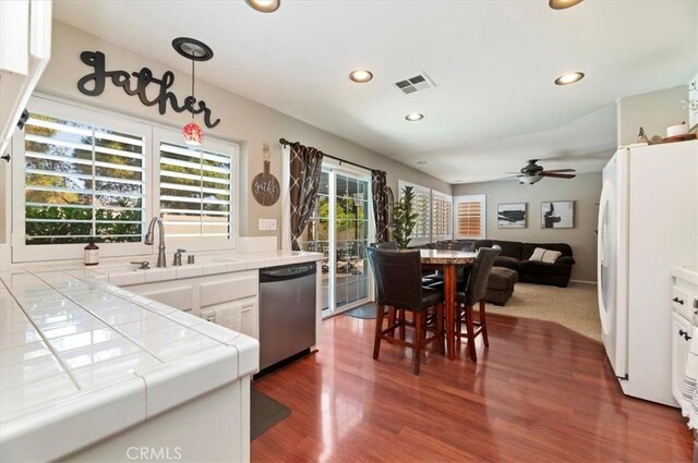 845 Saint James Dr, Corona, CA 92882 - photo 17