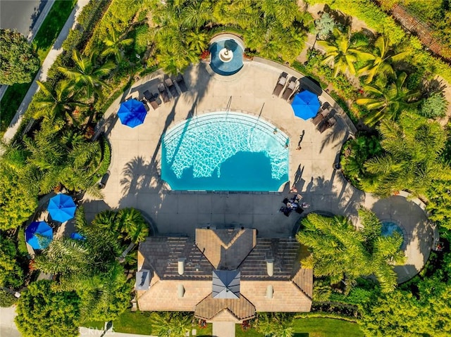 14 Pavona, Newport Coast, CA 92657 - aerial view of a pool