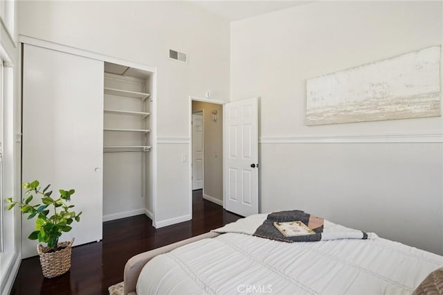 1846 Rosebrook Ln, Rosemead, CA 91770 - bedroom with wood finished floors, a closet, and a high ceiling