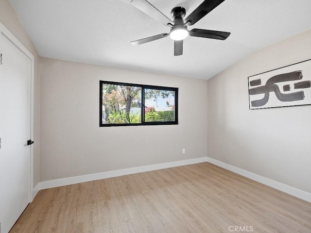 971 N Clifford Ave, Rialto, CA 92376 - empty room featuring wood finished floors, a ceiling fan, and a textured ceiling