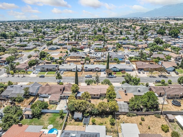 971 N Clifford Ave, Rialto, CA 92376 - aerial view of residential area featuring mountains