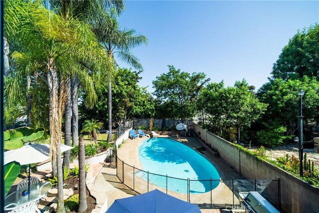 26301 Montarez Cir, Mission Viejo, CA 92691 - view of swimming pool