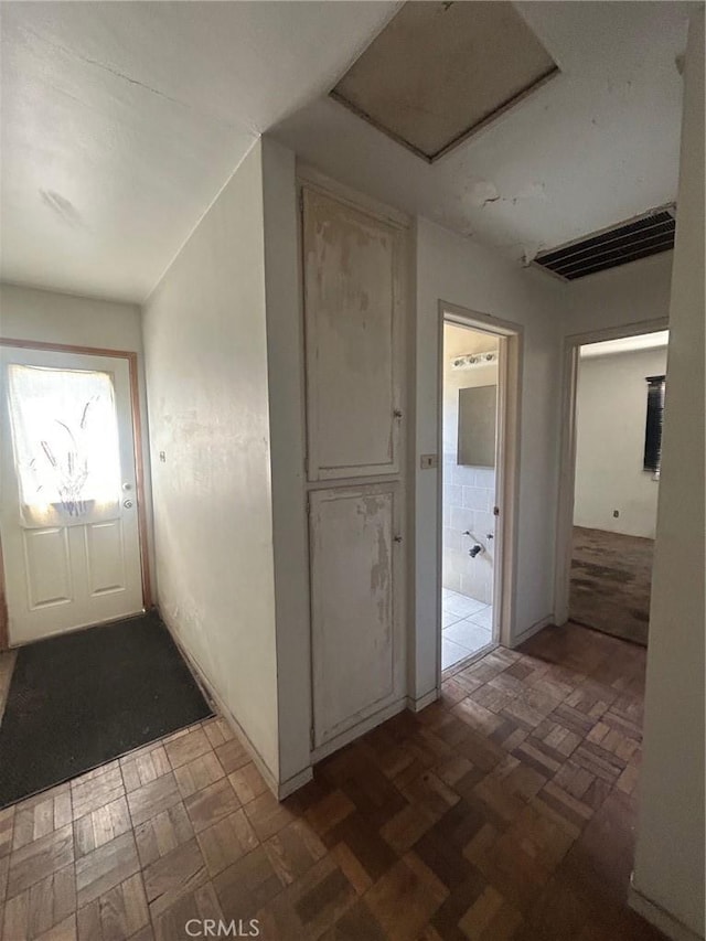 11818 Graystone, Norwalk, CA 90650 - hall with attic access