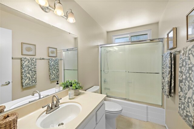 33262 Paseo Molinos, San Juan Capistrano, CA 92675 - full bathroom with vanity and enclosed tub / shower combo