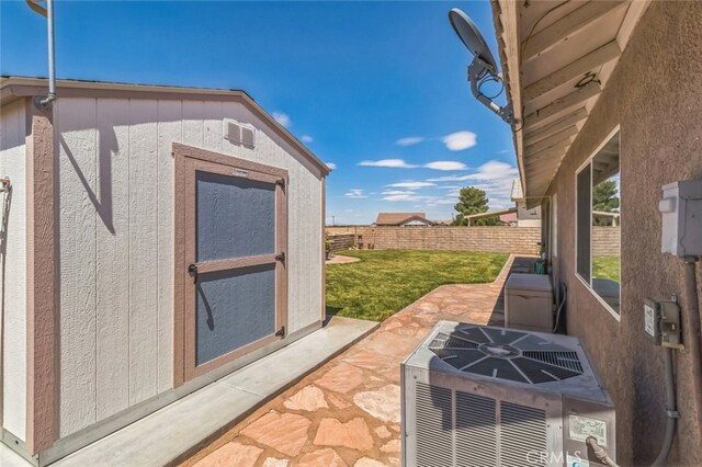15248 Wildflower Ln, Helendale, CA 92342 - photo 5