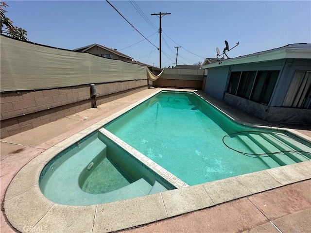 17321 Merit Ave, Gardena, CA 90247 - view of pool with a fenced backyard and a pool with connected hot tub