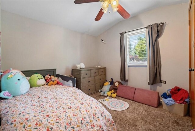 553 Well Rd, Templeton, CA 93465 - bedroom featuring vaulted ceiling, carpet, and ceiling fan