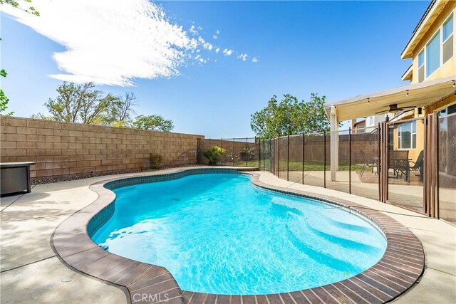 43145 62nd St W, Lancaster, CA 93536 - view of pool featuring a patio and a fenced backyard