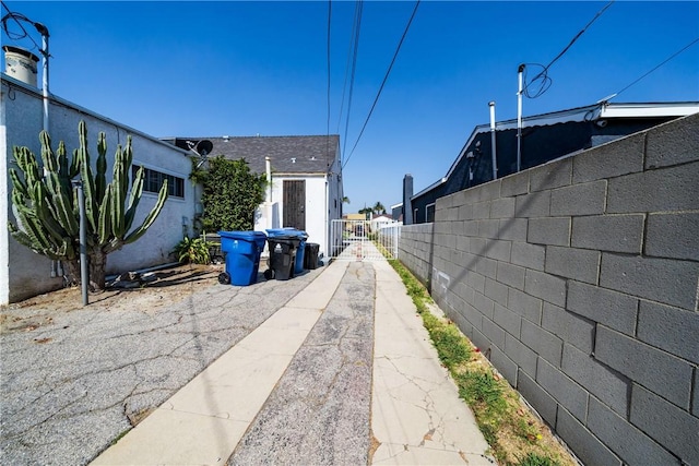 9608 S Harvard Blvd, Los Angeles, CA 90047 - photo 22