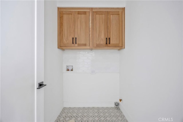 2102 Marshallfield Ln Unit B, Redondo Beach, CA 90278 - laundry room with cabinet space and washer hookup