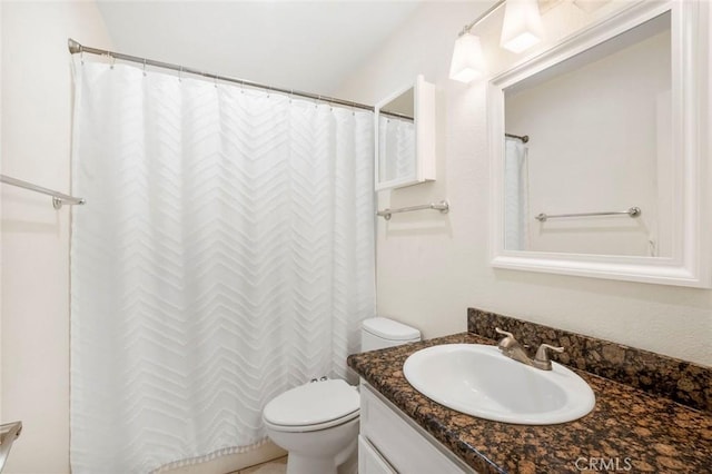 631 7th St Unit 11, Imperial Beach, CA 91932 - full bath featuring vanity and curtained shower