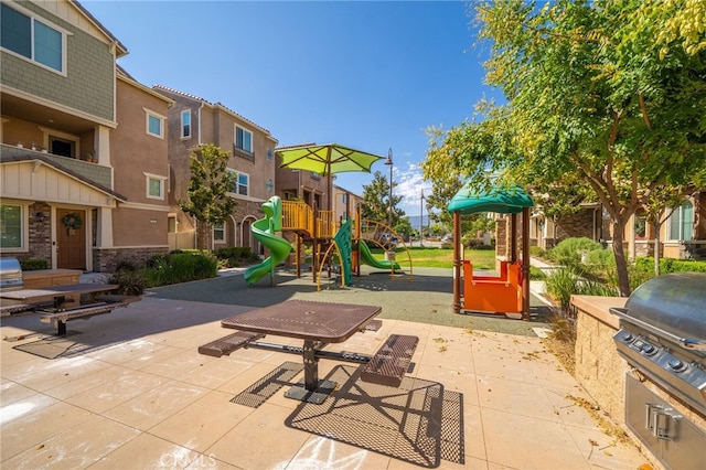 797 Plum Ln, Pomona, CA 91767 - surrounding community featuring an outdoor kitchen and a residential view