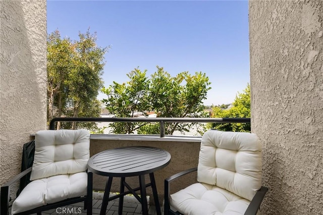 1237 E 6th St Unit 306, Long Beach, CA 90802 - view of balcony