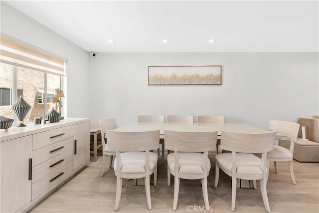 9436 Via Monique, Burbank, CA 91504 - dining space featuring recessed lighting