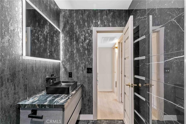 9436 Via Monique, Burbank, CA 91504 - bathroom with vanity