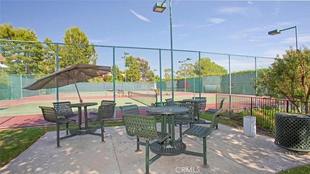 9436 Via Monique, Burbank, CA 91504 - view of tennis court
