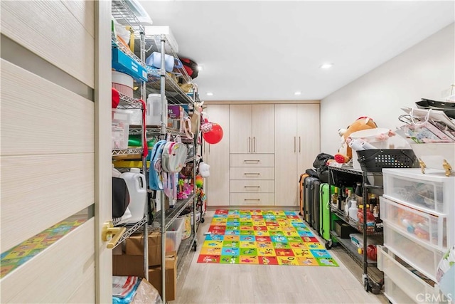 9436 Via Monique, Burbank, CA 91504 - view of storage room