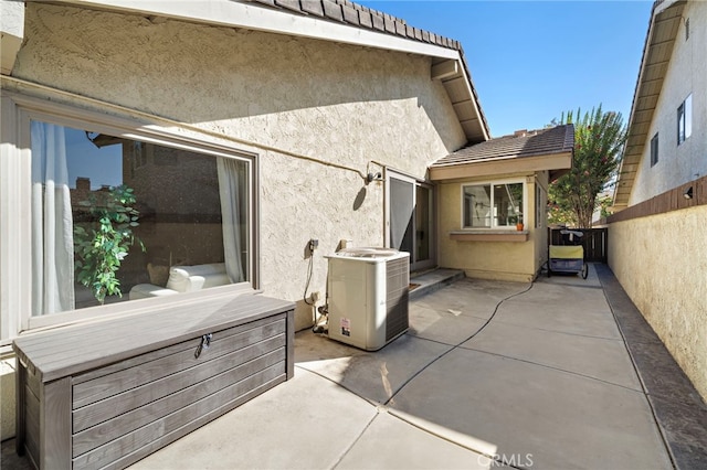 7543 E Twinleaf Trl, Orange, CA 92869 - view of patio / terrace
