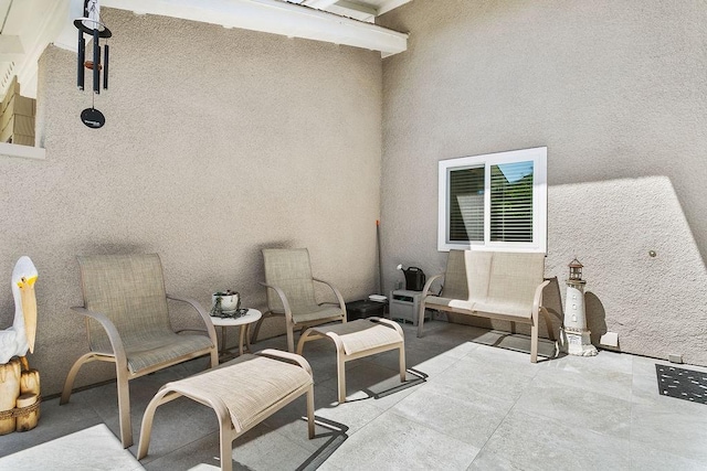 8815 Yuba Cir Unit 1102B, Huntington Beach, CA 92646 - view of patio / terrace