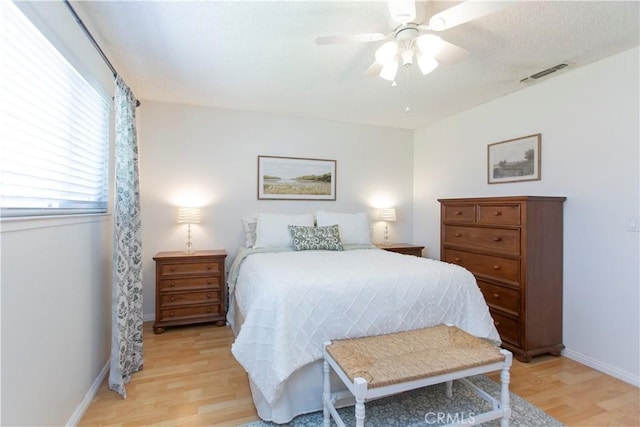 3360 Vanderbilt Ave, Turlock, CA 95382 - bedroom with light wood-style flooring and ceiling fan