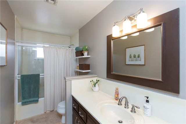 3360 Vanderbilt Ave, Turlock, CA 95382 - bathroom with vanity and shower / tub combo with curtain