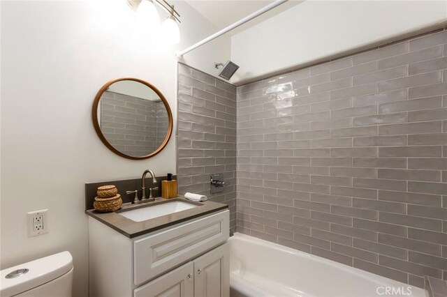 22253 Del Valle St, Woodland Hills, CA 91364 - photo 10