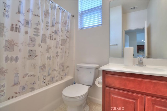 2062 Dunbar Way, Dinuba, CA 93618 - full bathroom featuring shower / bathtub combination with curtain and vanity