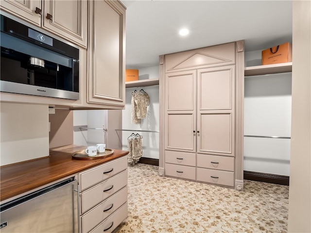 6550 N Blackhawk Ln, Clovis, CA 93619 - kitchen featuring open shelves, butcher block counters, fridge, and recessed lighting