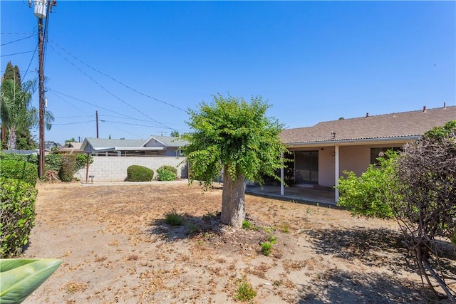 1341 E Monroe, Orange, CA 92867 - view of yard with a patio