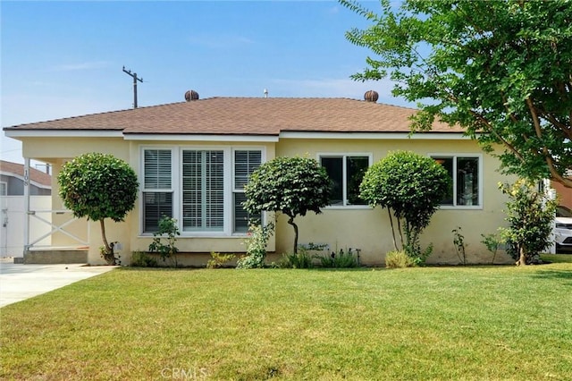 108 Chula St, Monrovia, CA 91016 - view of front facade featuring a front yard and stucco siding
