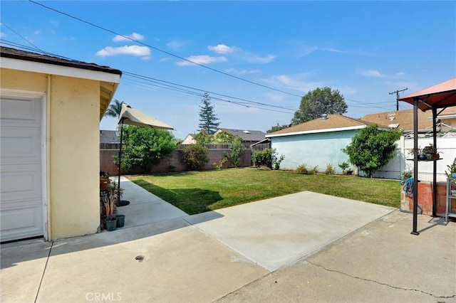 108 Chula St, Monrovia, CA 91016 - fenced backyard featuring a patio area