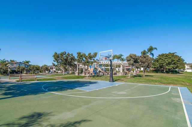 6925 Waters End Dr, Carlsbad, CA 92011 - view of sport court with community basketball court and a lawn