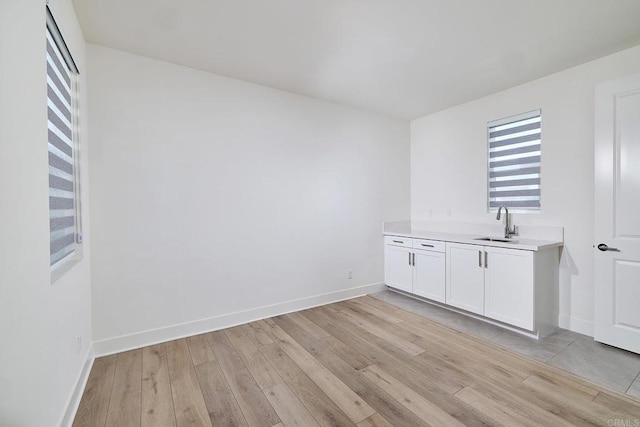 2415 Calle Grandon, Chula Vista, CA 91913 - bar area featuring light wood-style floors