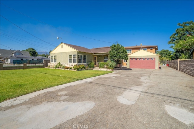 782 Lewis St, Pomona, CA 91767 - ranch-style home featuring driveway and stucco siding