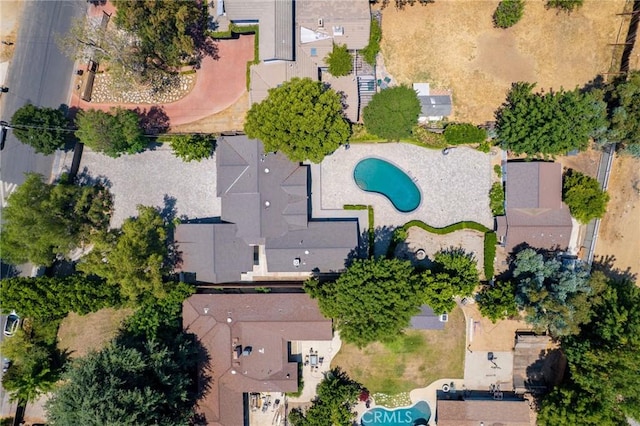 17437 Chase St, Northridge, CA 91325 - view of property location with a pool