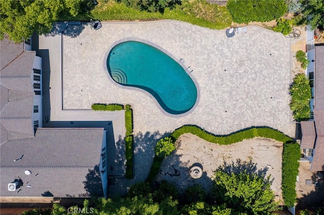 17437 Chase St, Northridge, CA 91325 - bird's eye view of a pool area
