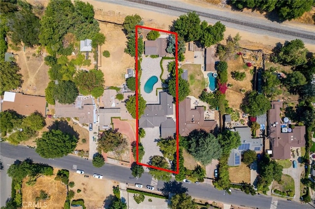 17437 Chase St, Northridge, CA 91325 - aerial view of a pool area