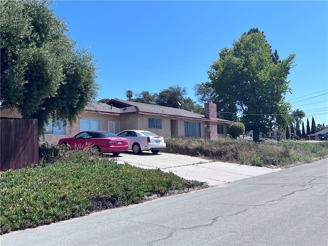 777 Sierra Rd, Nipomo, CA 93444 - view of front of property with a chimney and driveway