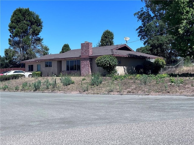 777 Sierra Rd, Nipomo, CA 93444 - ranch-style home featuring a chimney